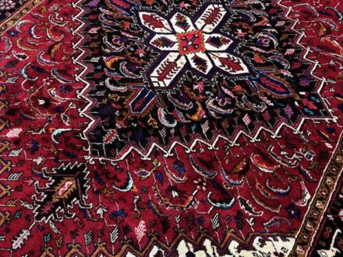 فرش دستباف نه متری هریس (نقشه لچک ترنج لاکی)